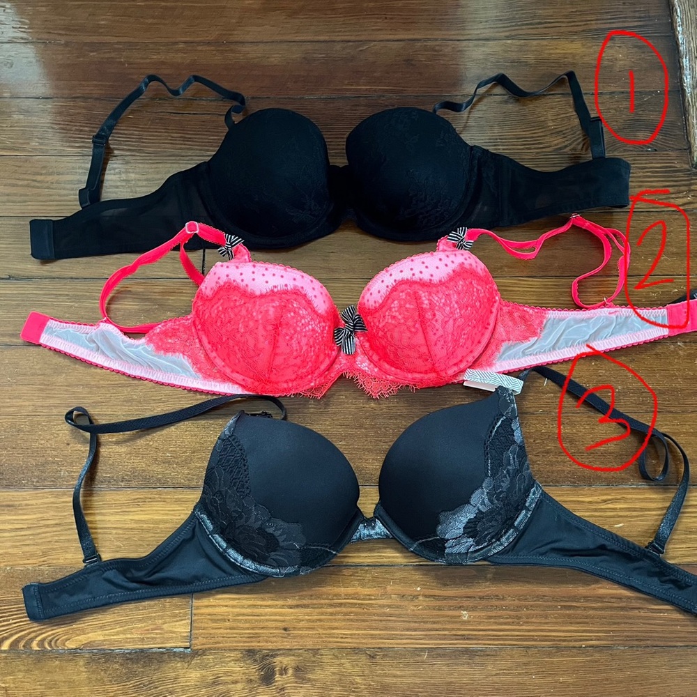 Elegant Black and Pink Lace Bras Set